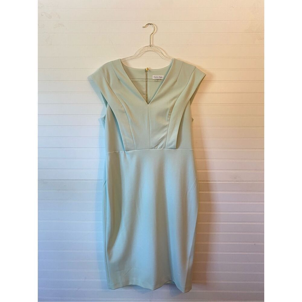 Calvin Klein CELADON Mint Green Sheath Dress NWOT Size 12